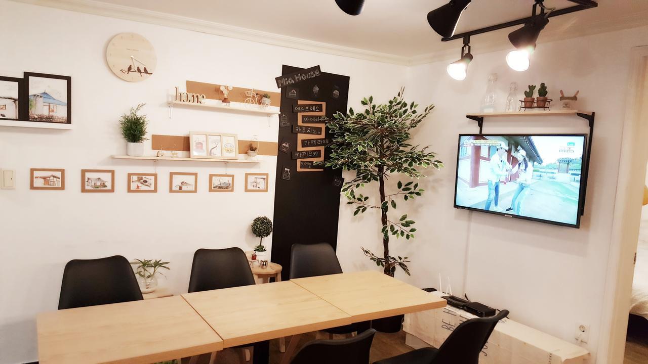 Hongdae Mainstreet Two Room House Seoul Bagian luar foto